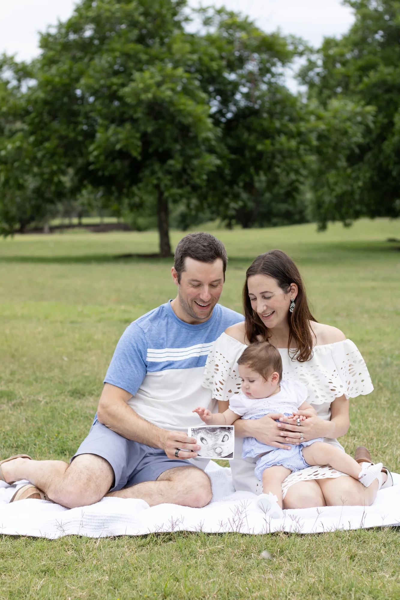 A tender maternity portrait from the Remick family session